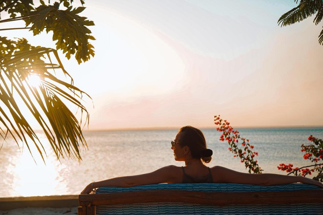 Kidoti Bay Hotel Екстериор снимка